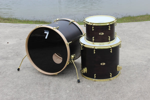 7drums "Texas Series" 3 Piece Kit | Texas Aged Ebony Stain | Brass | Tube Lugs