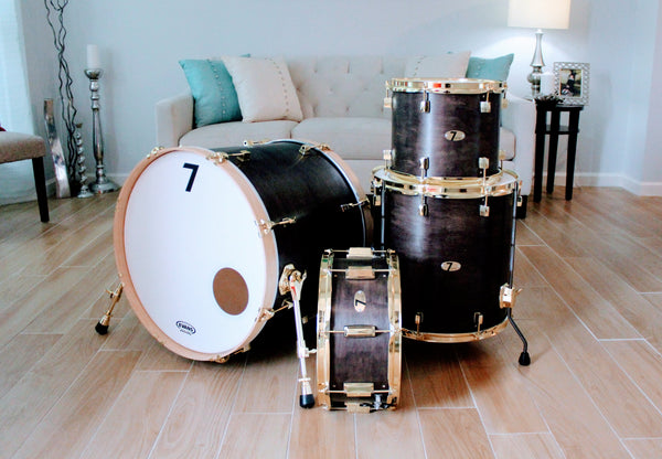 7drums 4 Piece Kit | Texas Aged Ebony Stain | Brass | Die Cast Lugs
