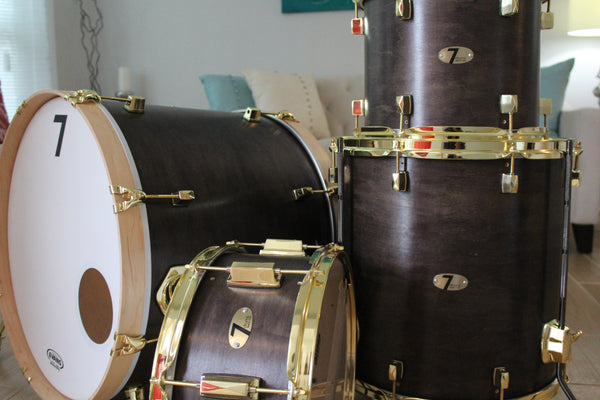 7drums 4 Piece Kit | Texas Aged Ebony Stain | Brass | Die Cast Lugs