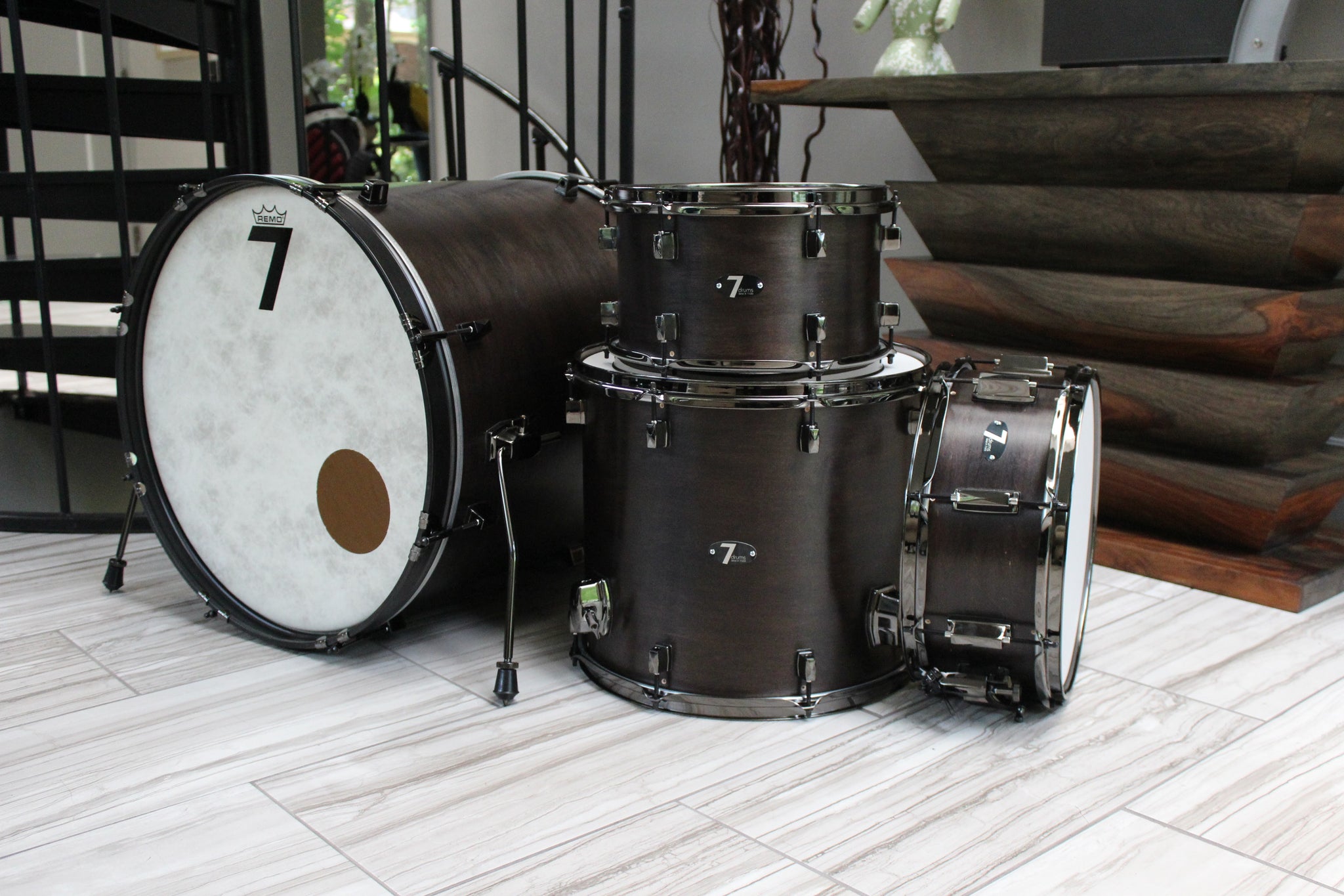 7drums 4 Piece Kit | Texas Aged Ebony Stain | Black Nickel
