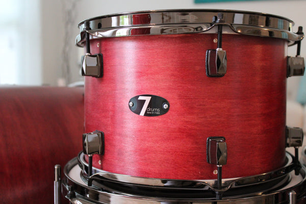 7drums 5 Piece Kit | Texas Aged Crimson Stain | Black Nickel | Die Cast Lugs
