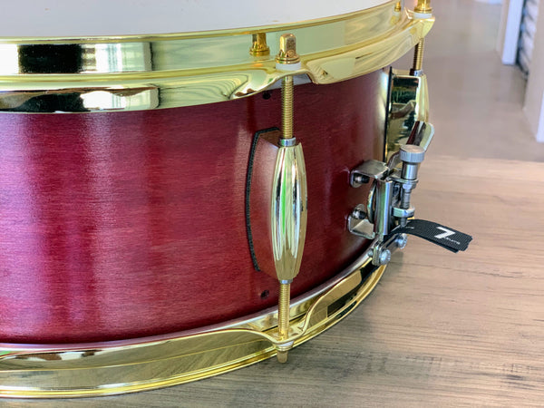 7drums 6.5x14 Snare Drum | Texas Aged Crimson Stain | Brass