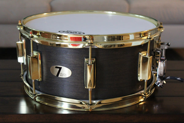 7drums 6.5x14 Snare Drum | Texas Aged Ebony Stain | Brass