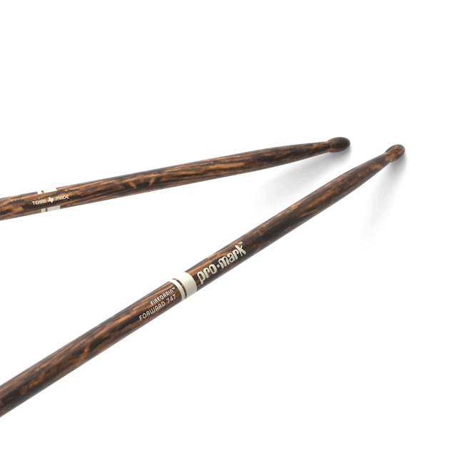 Promark Classic Forward 747 FireGrain Hickory Drumstick, Oval Wood Tip