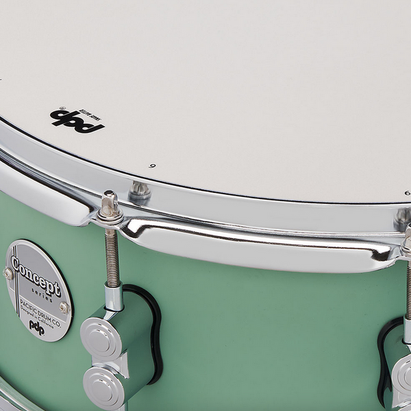 PDP PDCM5514SSSF Concept Maple Snare Drum, Satin Sea Foam Finish Ply with Chrome Hardware, 5.5x14