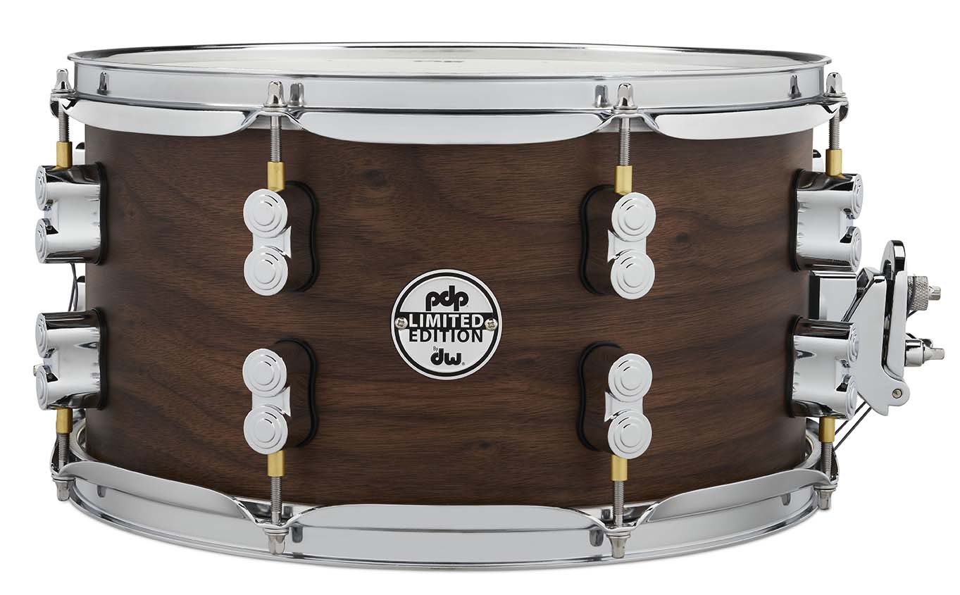 PDP PDSN0713MWNS LTD Maple/Walnut Snare Drum, Natural Satin, 7x13