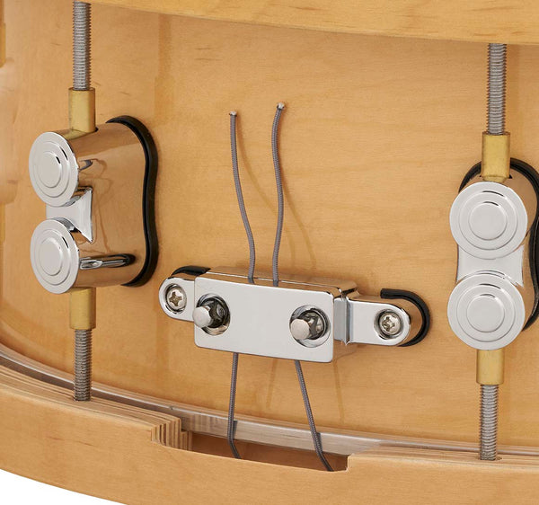 PDP PDSN5514NAWH 20-Ply Thick Wood Hoop Maple Snare Drum, Natural with Chrome Hardware, 5.5x14